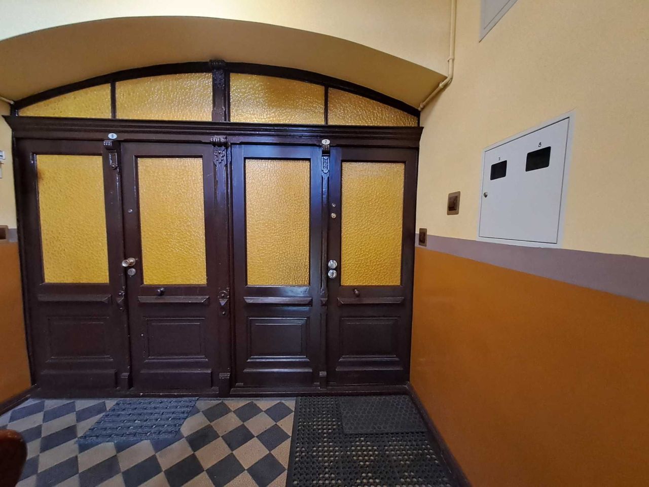 Mieszkanie 4-pokojowe Chorzów, ul. 3 Maja. Zdjęcie 2