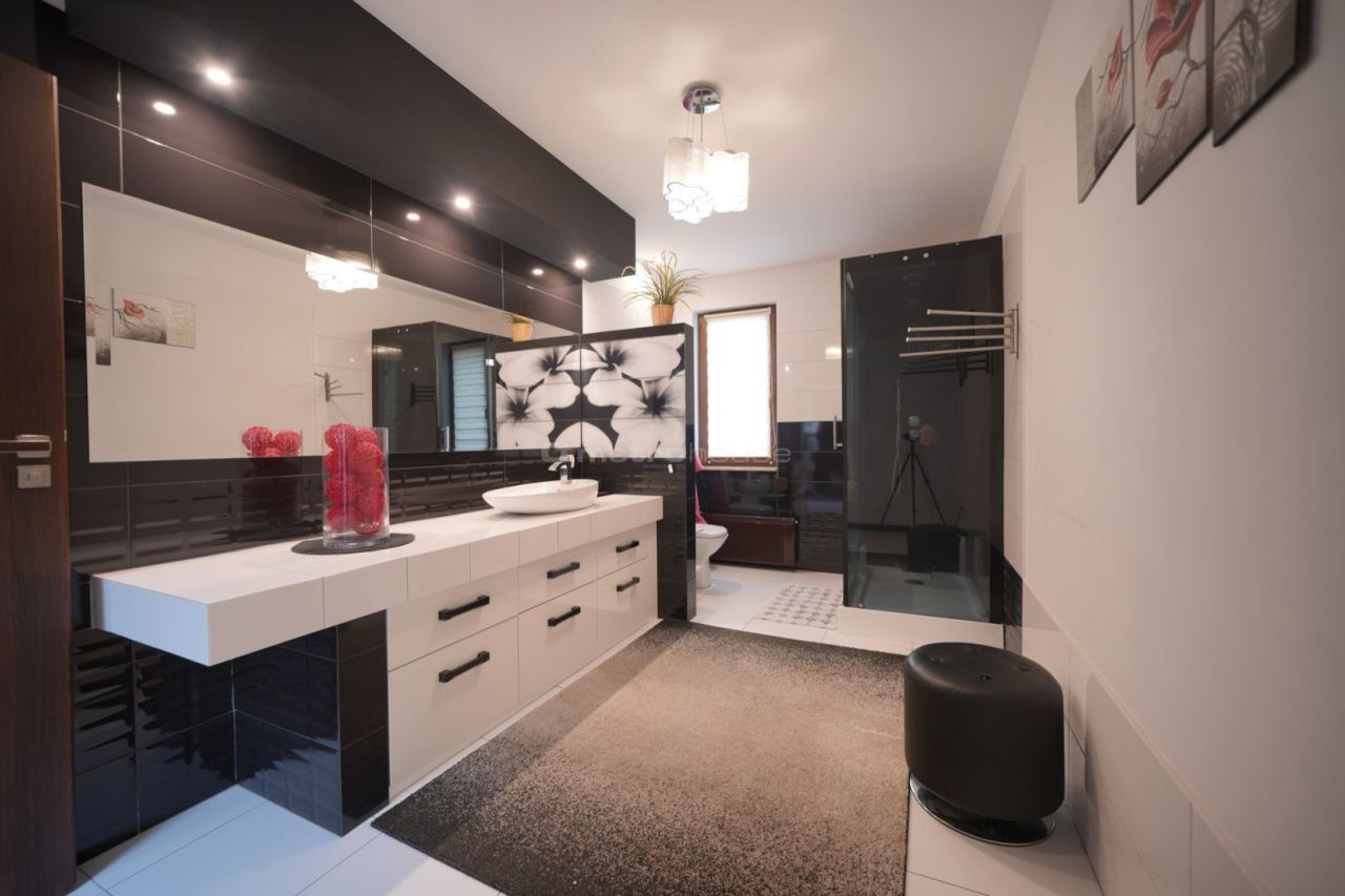 dom wolnostojący, 8 pokoi Radzymin. Zdjęcie 7