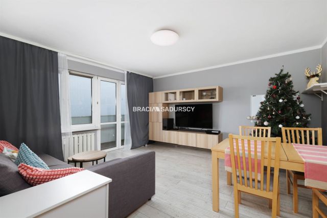 Mieszkanie 3-pokojowe Kraków Nowa Huta, os. Piastów. Zdjęcie 1