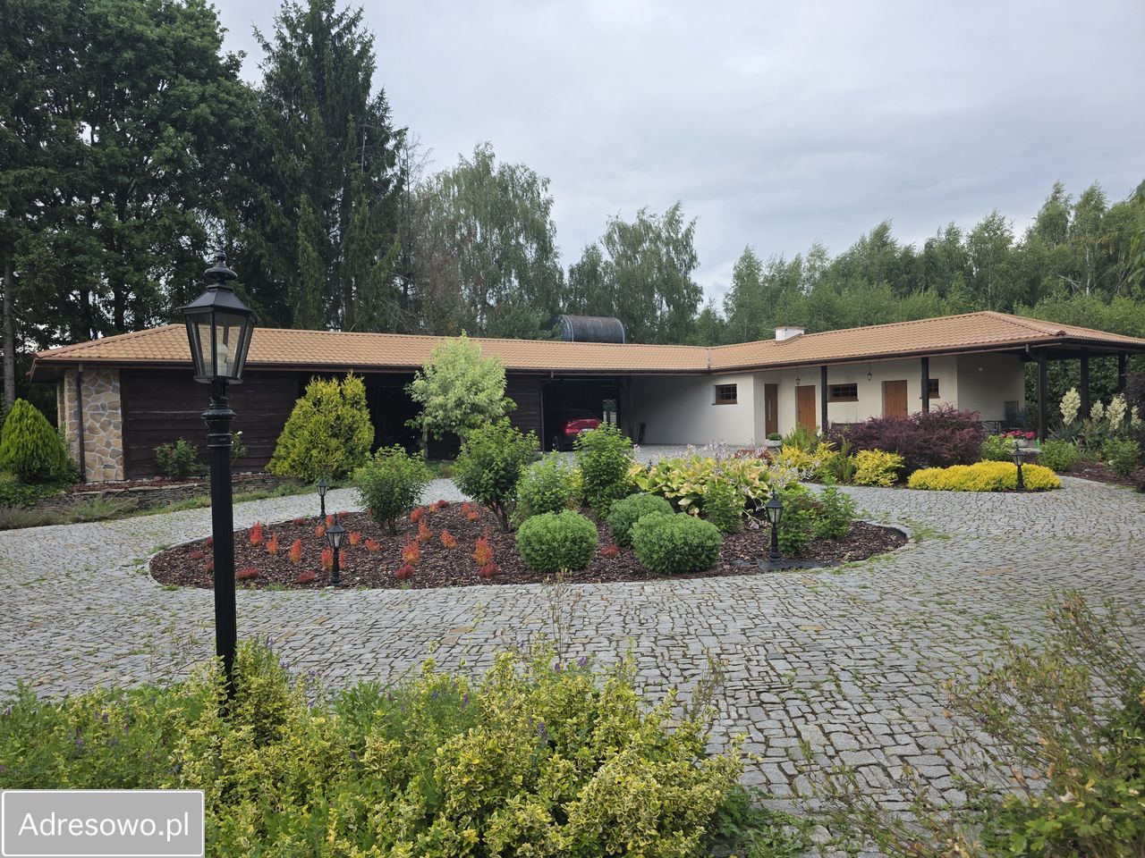 dom wolnostojący, 5 pokoi Władysławów. Zdjęcie 2