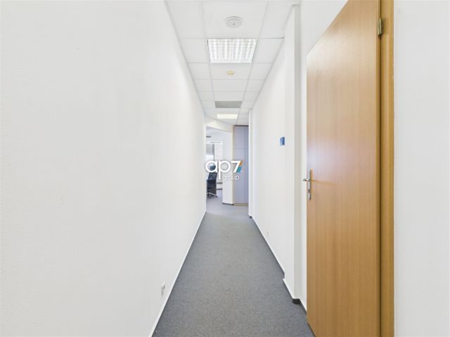 Biuro Kraków Bronowice, ul. Stańczyka. Zdjęcie 9