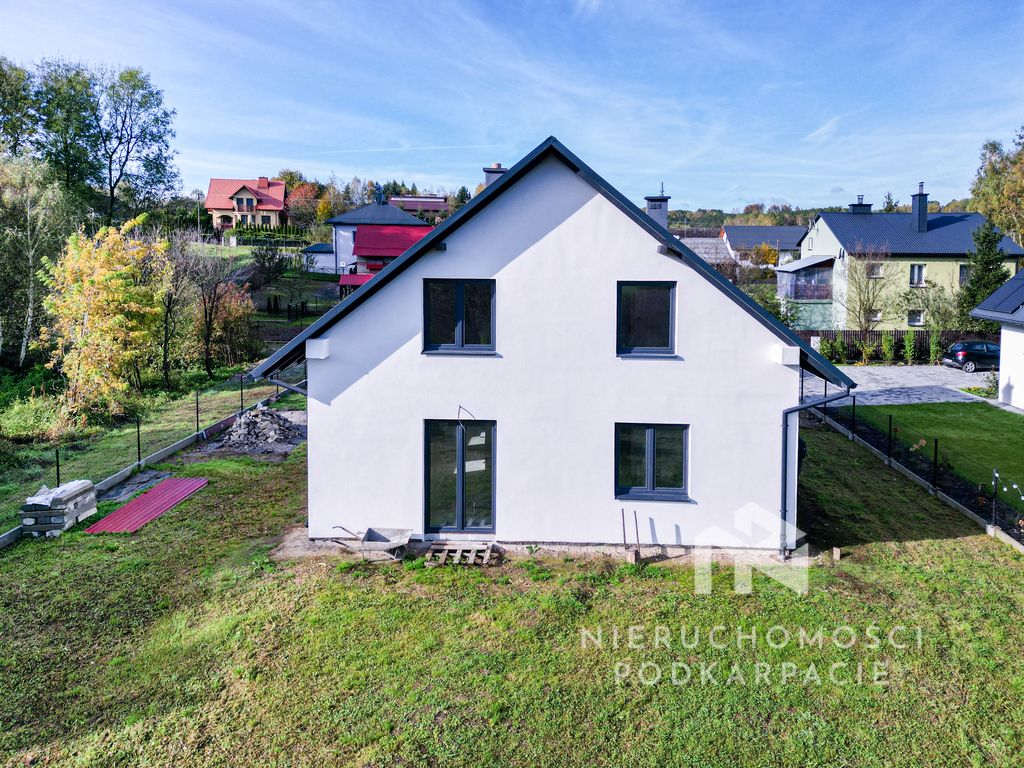 dom wolnostojący, 5 pokoi Nowy Borek. Zdjęcie 6