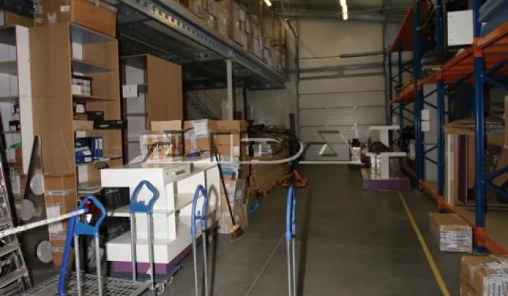 Biuro Wrocław Fabryczna, Wrocław Oporów MAGAZYN OGRZWANY + BIURA