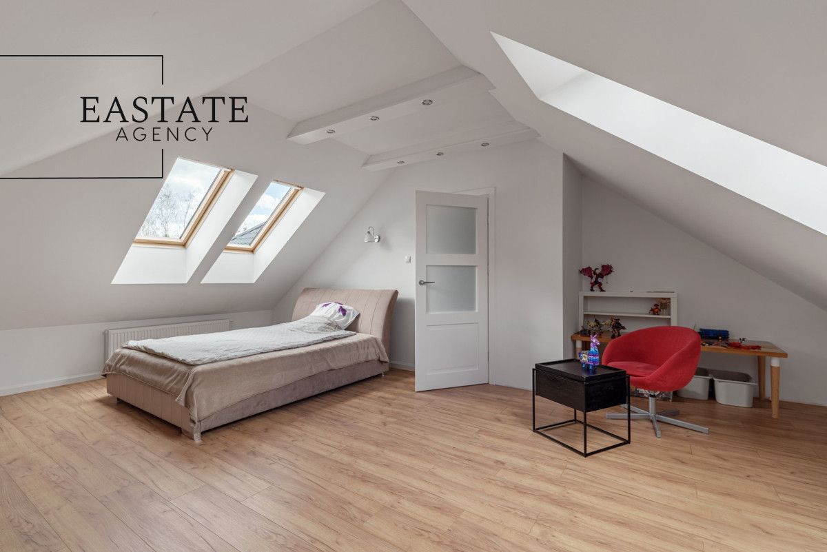 dom wolnostojący, 7 pokoi Osowiec. Zdjęcie 16