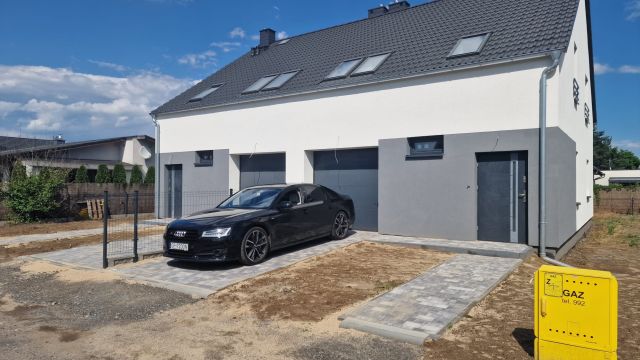 bliźniak, 4 pokoje Opole Grudzice, ul. Joanny Chmielewskiej. Zdjęcie 1