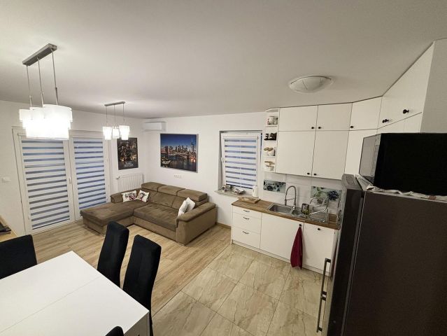 Mieszkanie 4-pokojowe Kobyłka Zalasek, ul. Mieszka I. Zdjęcie 1