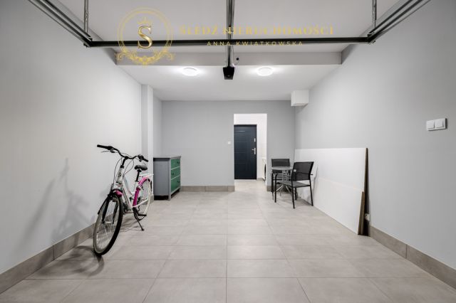 bliźniak, 4 pokoje Chróstnik. Zdjęcie 19