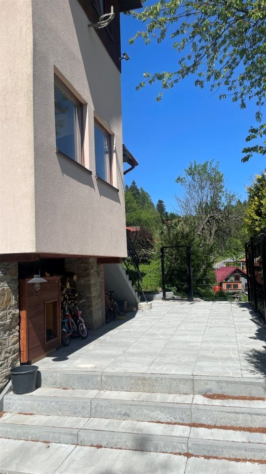 dom wolnostojący, 4 pokoje Krynica-Zdrój. Zdjęcie 2