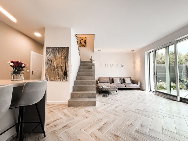 dom szeregowy, 4 pokoje Łosino, ul. Bukowa. Zdjęcie 2