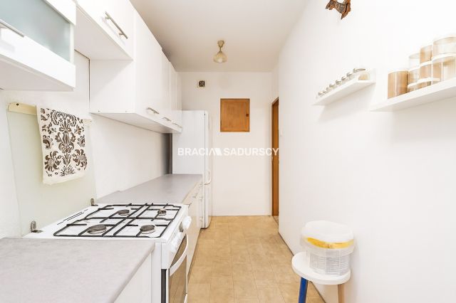 Mieszkanie 2-pokojowe Kraków Czyżyny, os. Dywizjonu 303. Zdjęcie 5