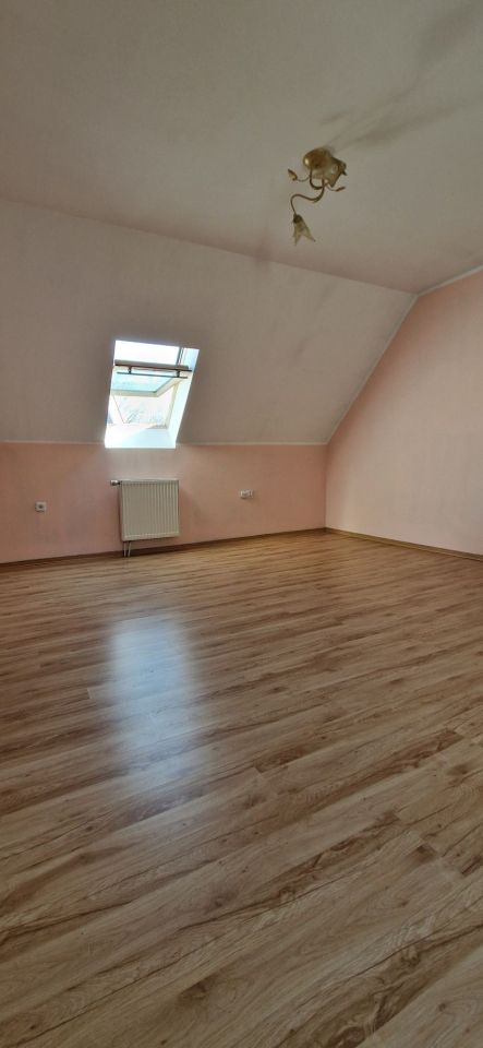 dom wolnostojący, 3 pokoje Płock. Zdjęcie 4