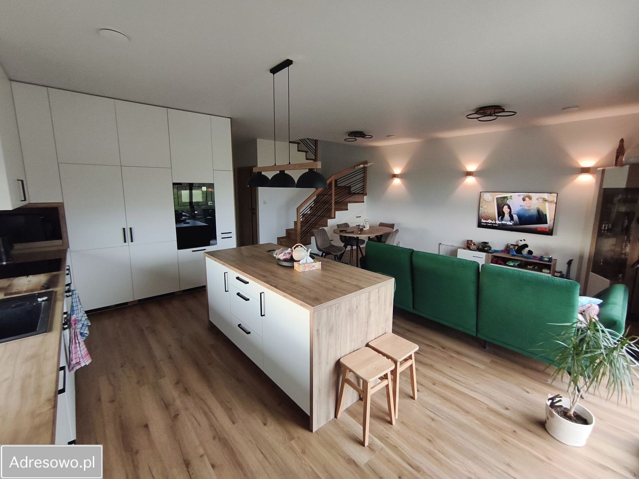 dom wolnostojący, 4 pokoje Niemodlin. Zdjęcie 3