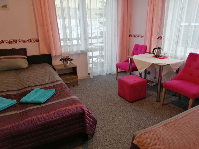 dom wolnostojący, 18 pokoi Karpacz Centrum, ul. Nad Łomnicą. Zdjęcie 11