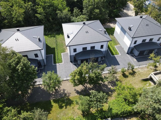 bliźniak, 4 pokoje Kobyłka, ul. Wincentego Witosa. Zdjęcie 1