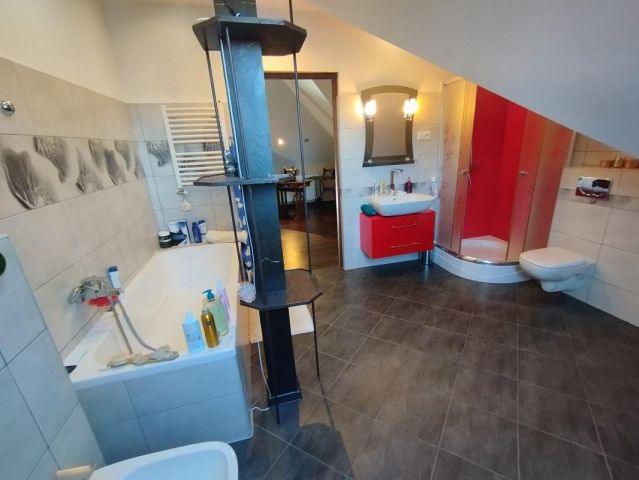 dom wolnostojący, 5 pokoi Kalisz Winiary. Zdjęcie 20