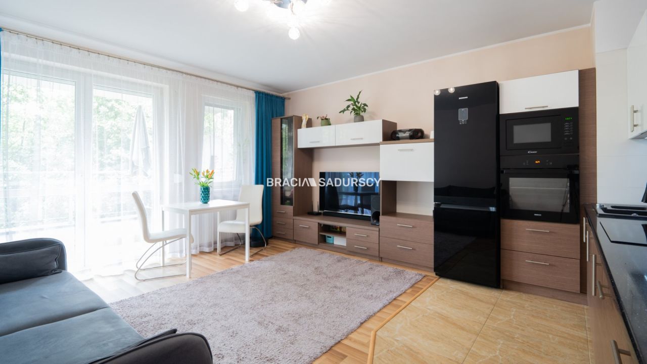 Mieszkanie 3-pokojowe Kraków Swoszowice, ul. Macieja Dębskiego. Zdjęcie 2