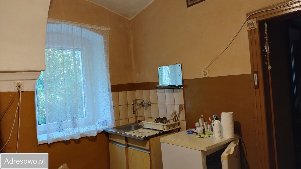 dom wolnostojący, 6 pokoi Lasowice. Zdjęcie 13