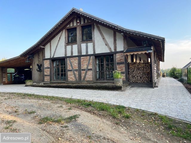 dom wolnostojący, 5 pokoi Ostrów Wielki. Zdjęcie 1