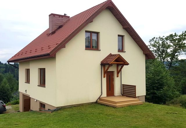 dom wolnostojący, 5 pokoi Lesko, ul. Słoneczna. Zdjęcie 1