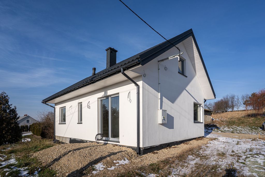 dom wolnostojący, 5 pokoi Trójczyce. Zdjęcie 25