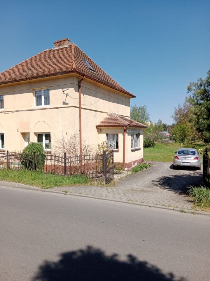 dom wolnostojący Świętoszów