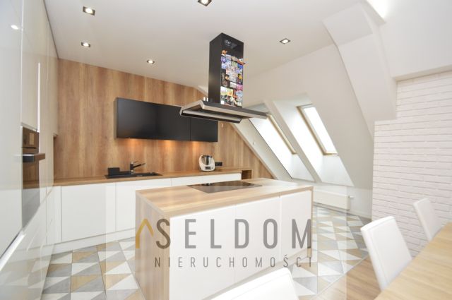 Mieszkanie 4-pokojowe Legnica Bielany, ul. Radiotelegrafistów. Zdjęcie 2