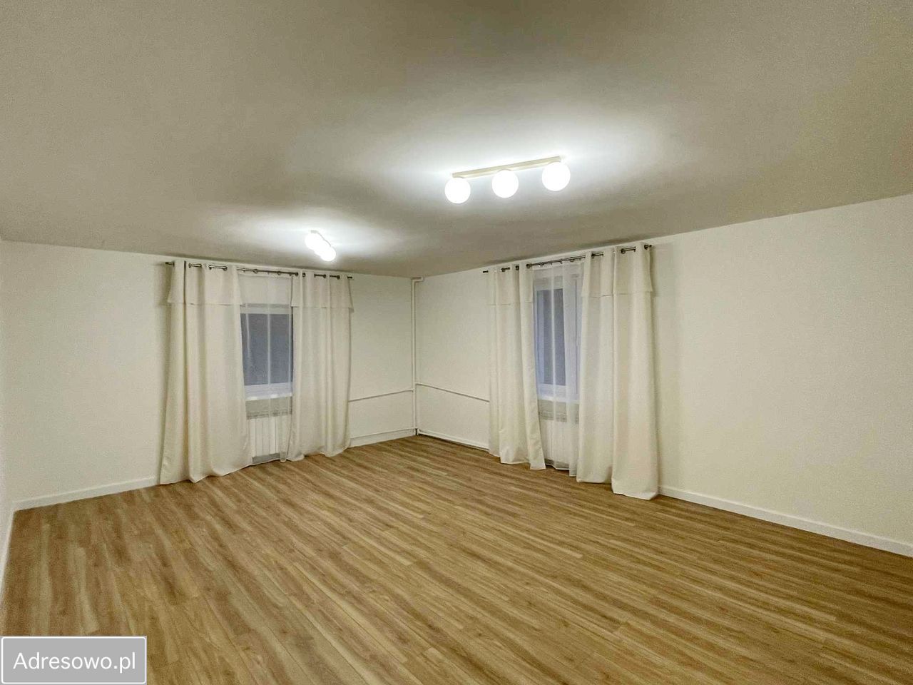 dom wolnostojący, 3 pokoje Stare Babice, ul. Kręta. Zdjęcie 2