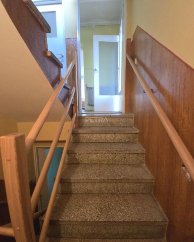 dom wolnostojący, 4 pokoje Bieganów, ul. Okrężna. Zdjęcie 9