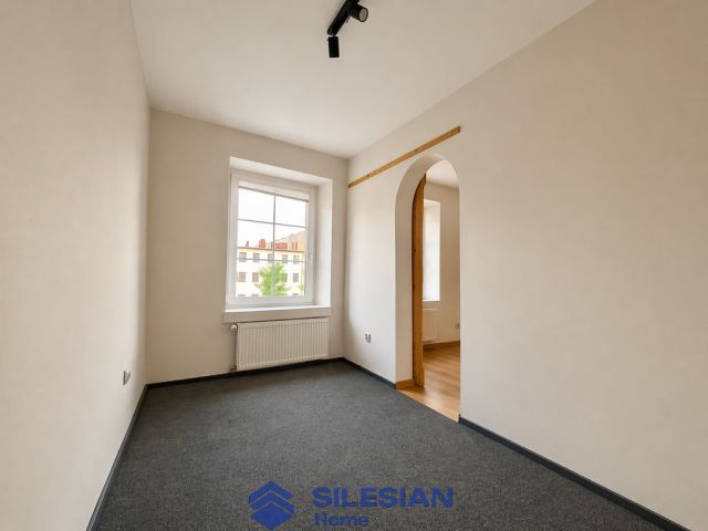 Mieszkanie 3-pokojowe Świdnica, ul. Długa. Zdjęcie 2