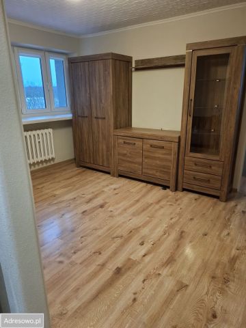 Mieszkanie 3-pokojowe Katowice os. Tysiąclecia, ul. Tysiąclecia. Zdjęcie 1