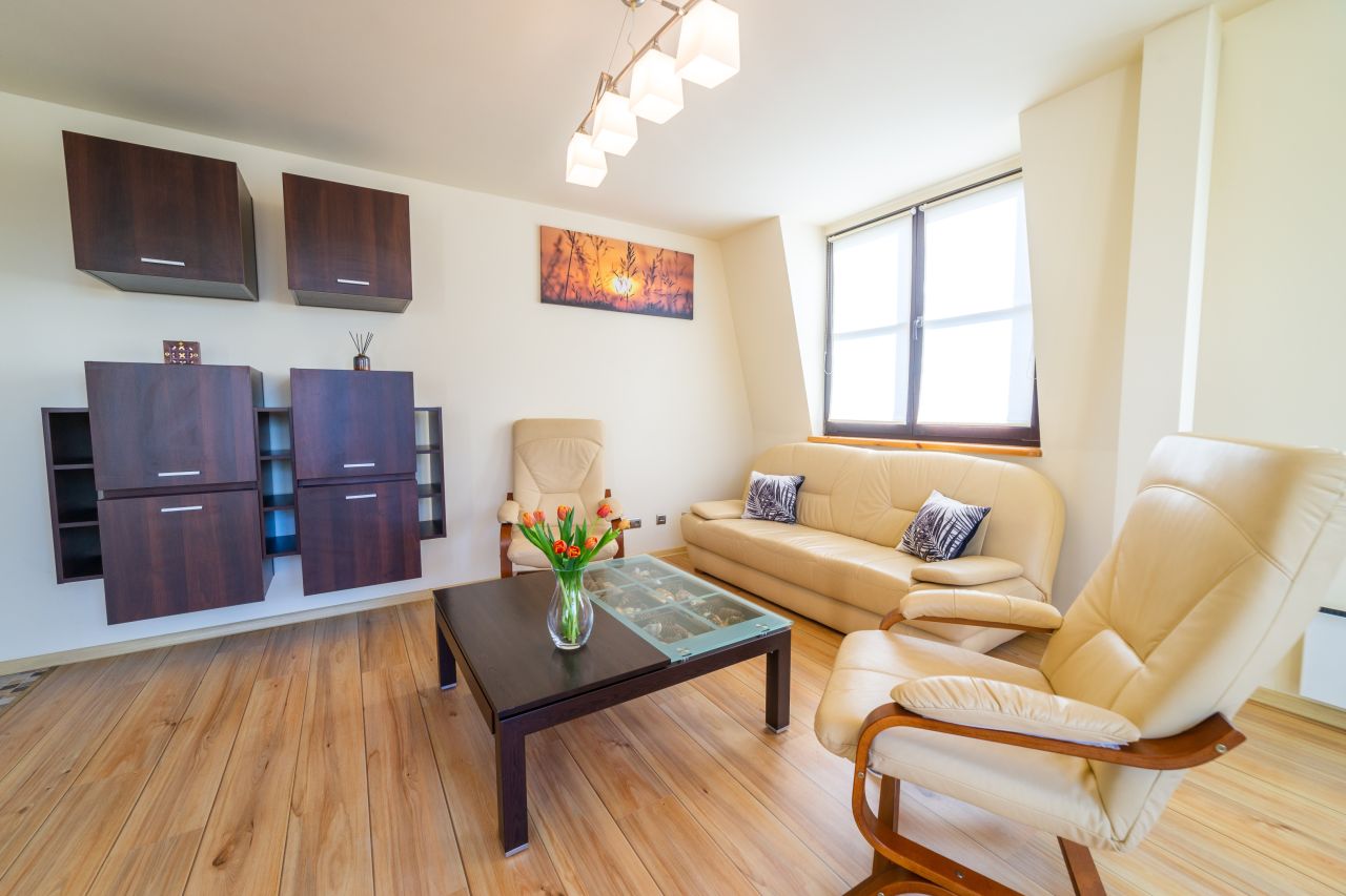 Mieszkanie 2-pokojowe Mikołajki, pl. Wolności. Zdjęcie 33