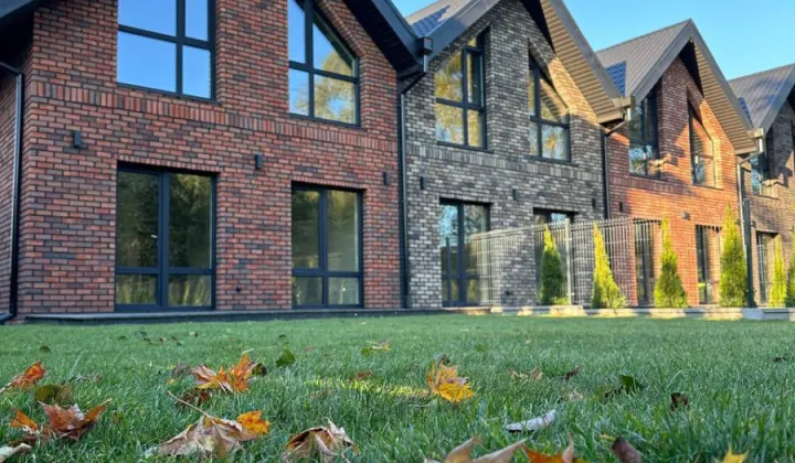 dom szeregowy, 5 pokoi Dawidy Bankowe