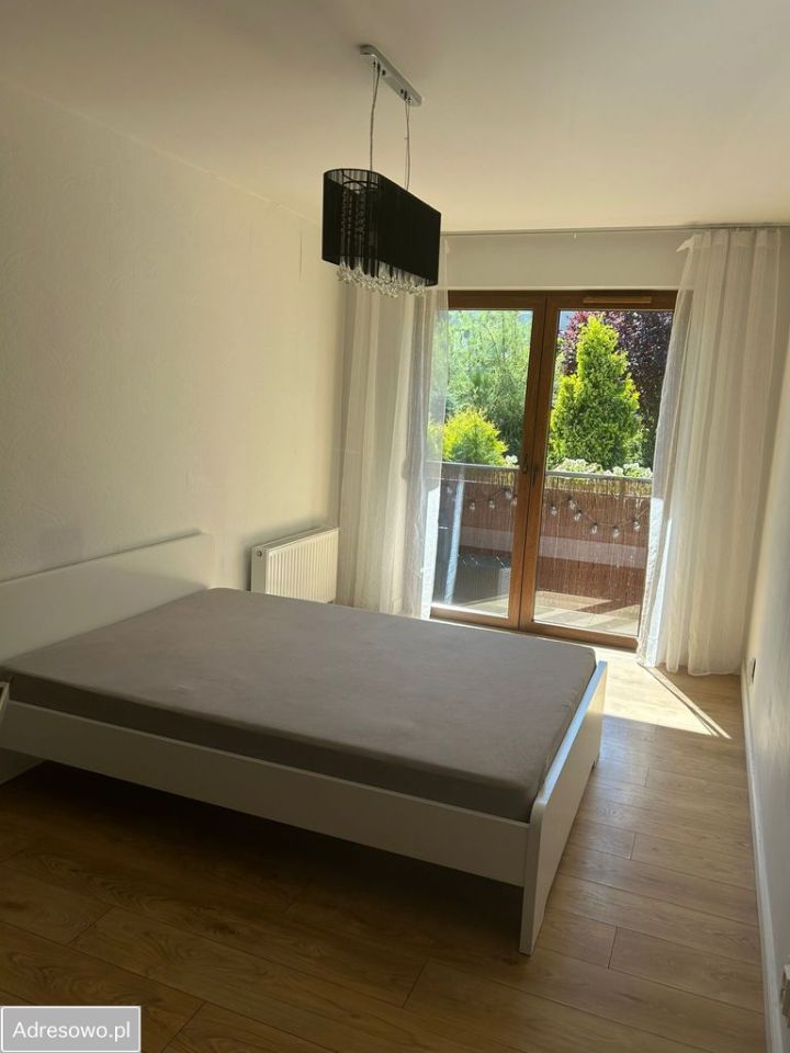 Mieszkanie 3-pokojowe Żary. Zdjęcie 2