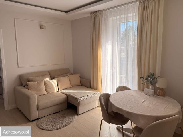 Mieszkanie 3-pokojowe Łazy, ul. Muzyczna. Zdjęcie 1