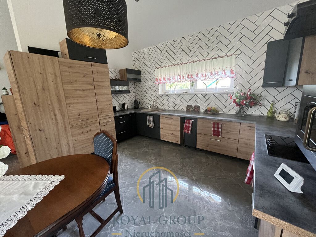 dom wolnostojący, 6 pokoi Dys. Zdjęcie 15