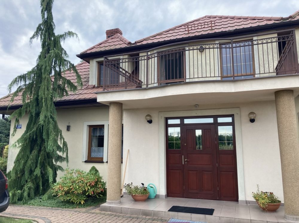 dom wolnostojący, 5 pokoi Prażmów