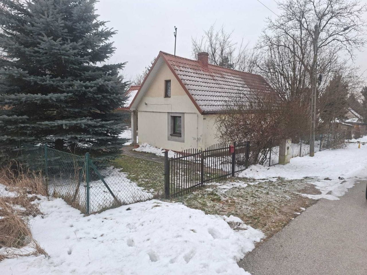 dom wolnostojący Miechów, ul. Ignacego Prądzyńskiego. Zdjęcie 3