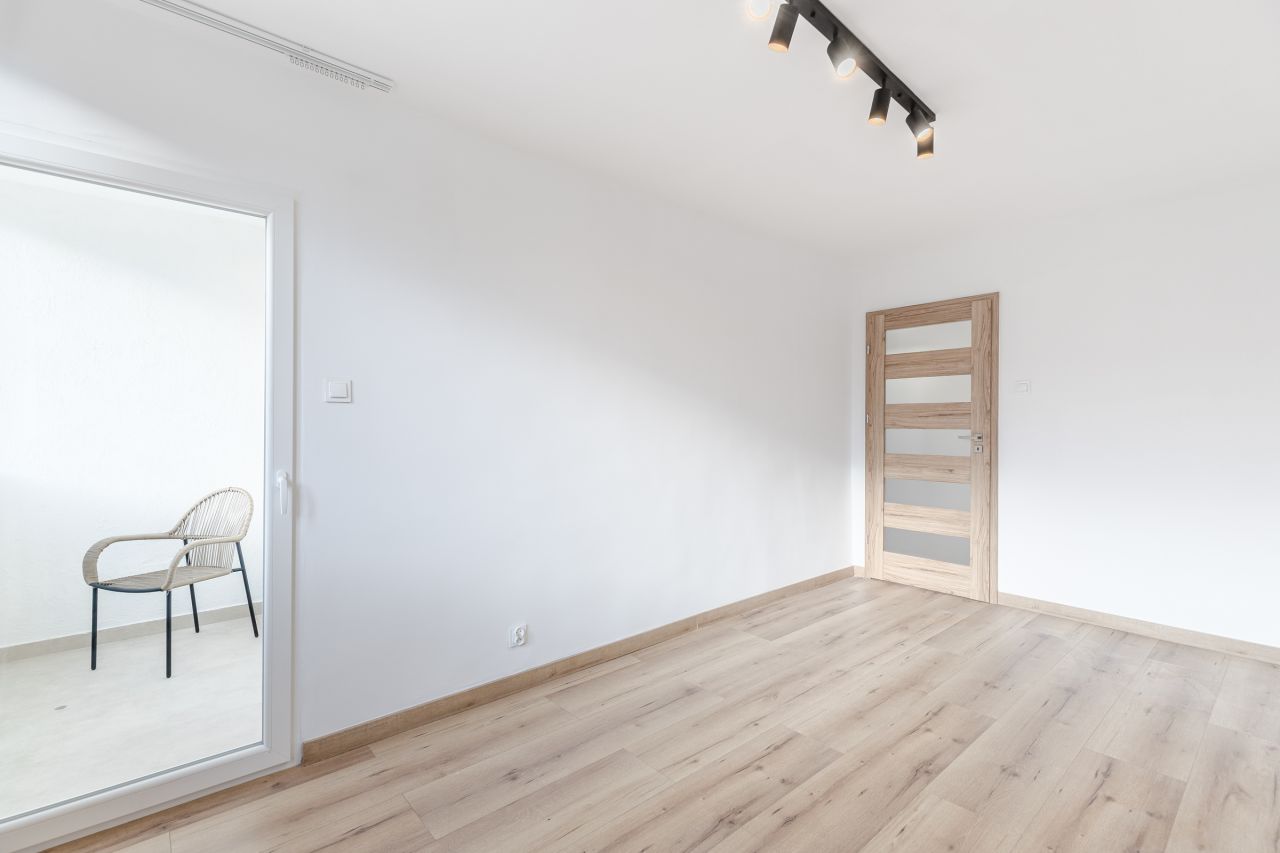 Mieszkanie 3-pokojowe Dzierżoniów, os. Jasne. Zdjęcie 10