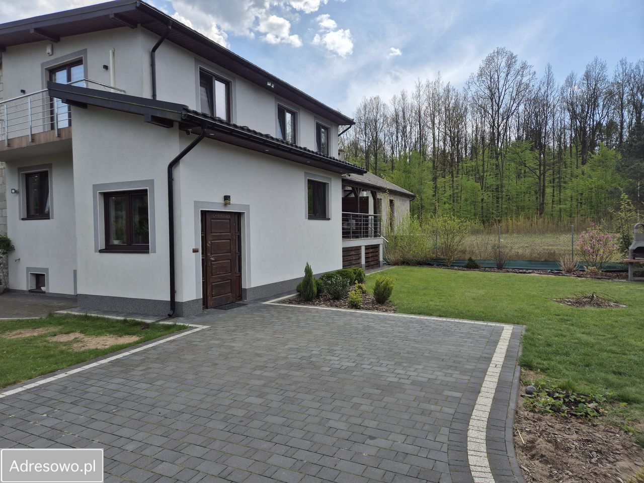 dom szeregowy, 5 pokoi Chinów