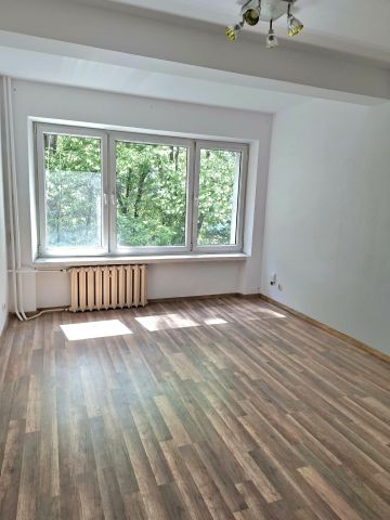 Mieszkanie 2-pokojowe Kraków Nowa Huta, os. Handlowe. Zdjęcie 1
