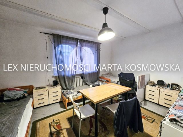 dom wolnostojący, 10 pokoi Raszyn. Zdjęcie 2