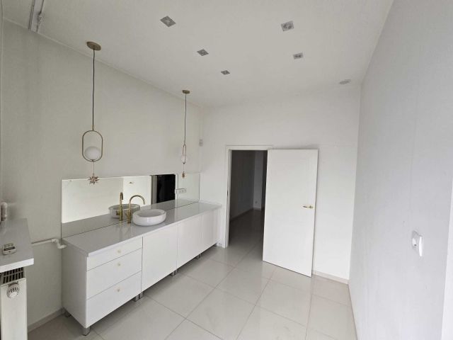 Lokal Kraków Krowodrza, ul. Pod Fortem. Zdjęcie 1