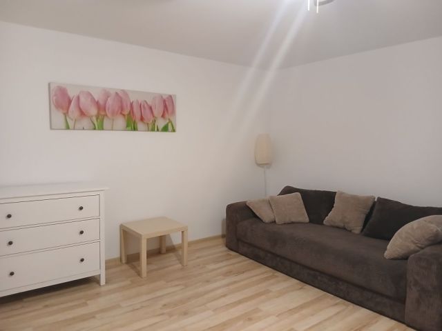 Mieszkanie 1-pokojowe Tarczyn. Zdjęcie 1