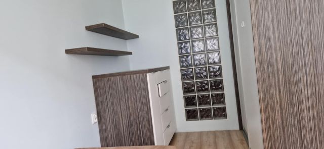Mieszkanie 2-pokojowe Jelenia Góra Zabobrze, ul. Karola Szymanowskiego. Zdjęcie 3