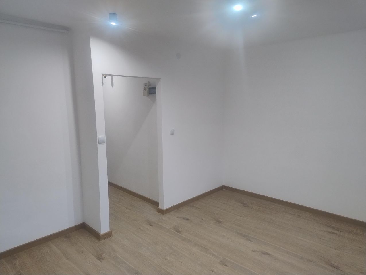 Mieszkanie 1-pokojowe Kielce KSM, ul. Mieczysława Karłowicza. Zdjęcie 3