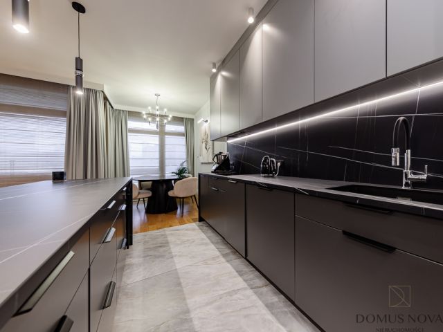 Mieszkanie 4-pokojowe Warszawa, ul. Kolejowa. Zdjęcie 8