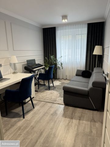 dom szeregowy, 6 pokoi Radom, ul. Łąkowa. Zdjęcie 1