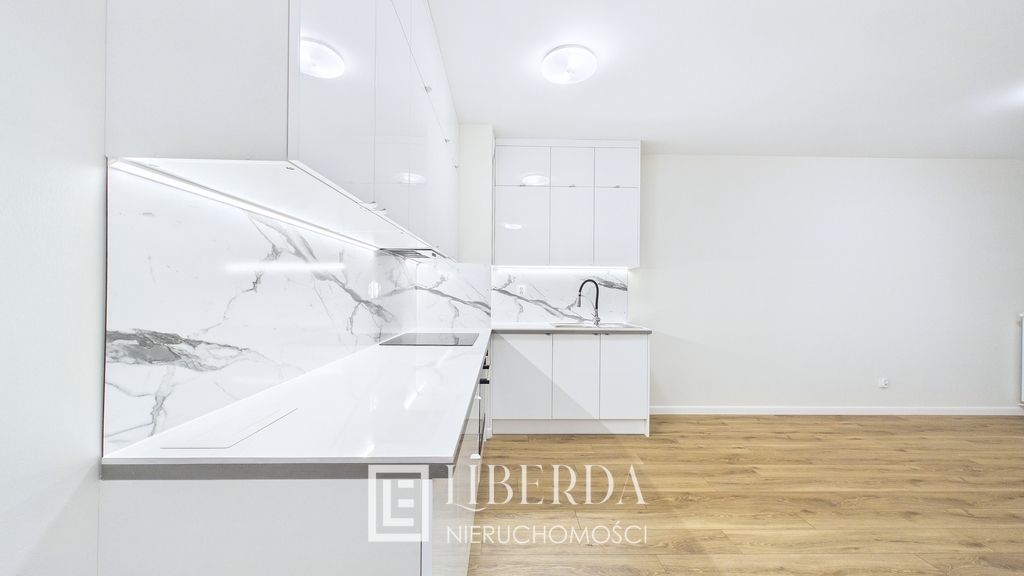 Mieszkanie 3-pokojowe Świdnik, ul. Cisowa. Zdjęcie 2