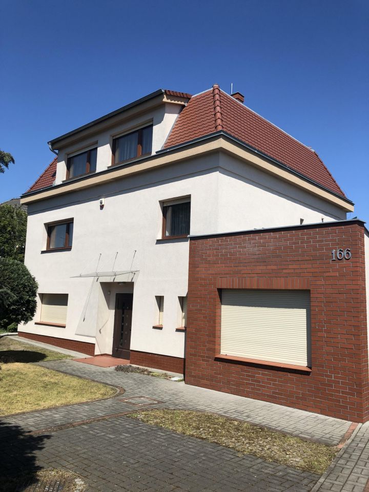 dom wolnostojący, 7 pokoi Poznań Podolany, ul. Strzeszyńska