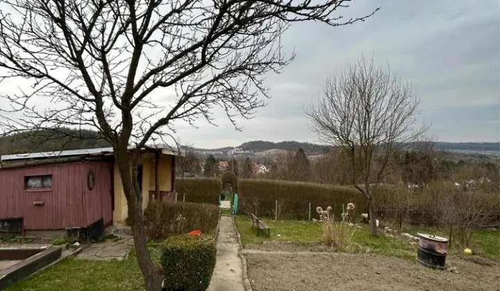 Działka rod Kamienna Góra